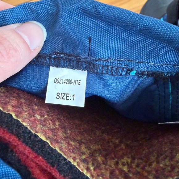 Kamik Kids Navy and Aqua Winter Snow Boots size 1 - Picture 9 of 9